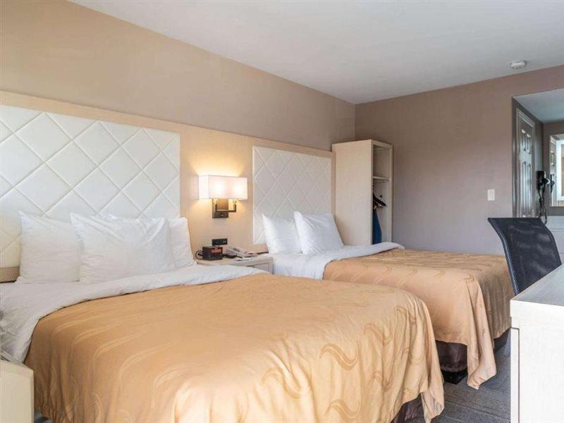 Signature Inn Berkeley Zewnętrze zdjęcie