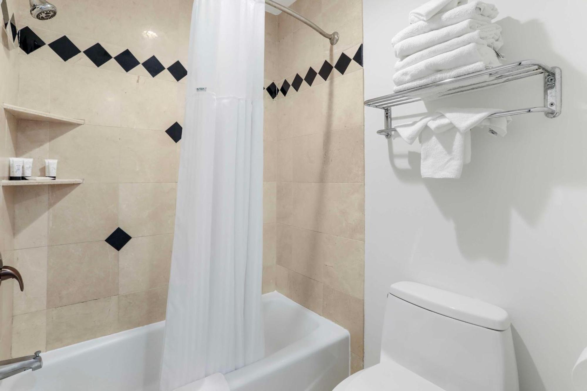 Signature Inn Berkeley Zewnętrze zdjęcie