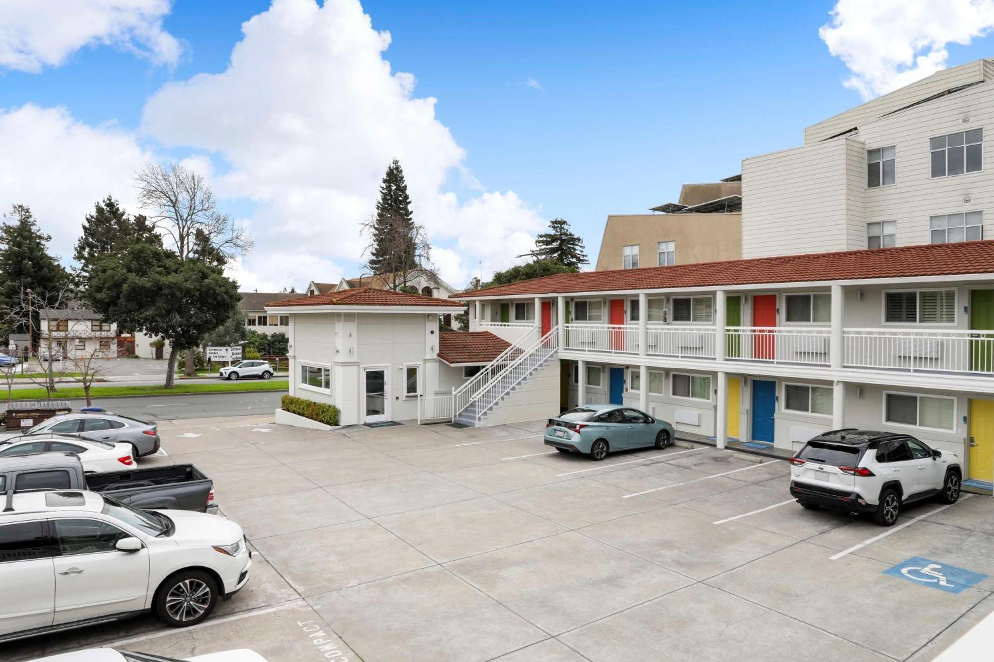 Signature Inn Berkeley Zewnętrze zdjęcie