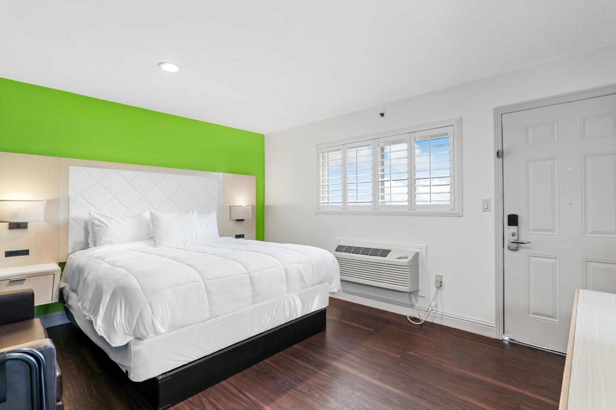 Signature Inn Berkeley Zewnętrze zdjęcie